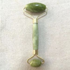Premium Jade roller for face!